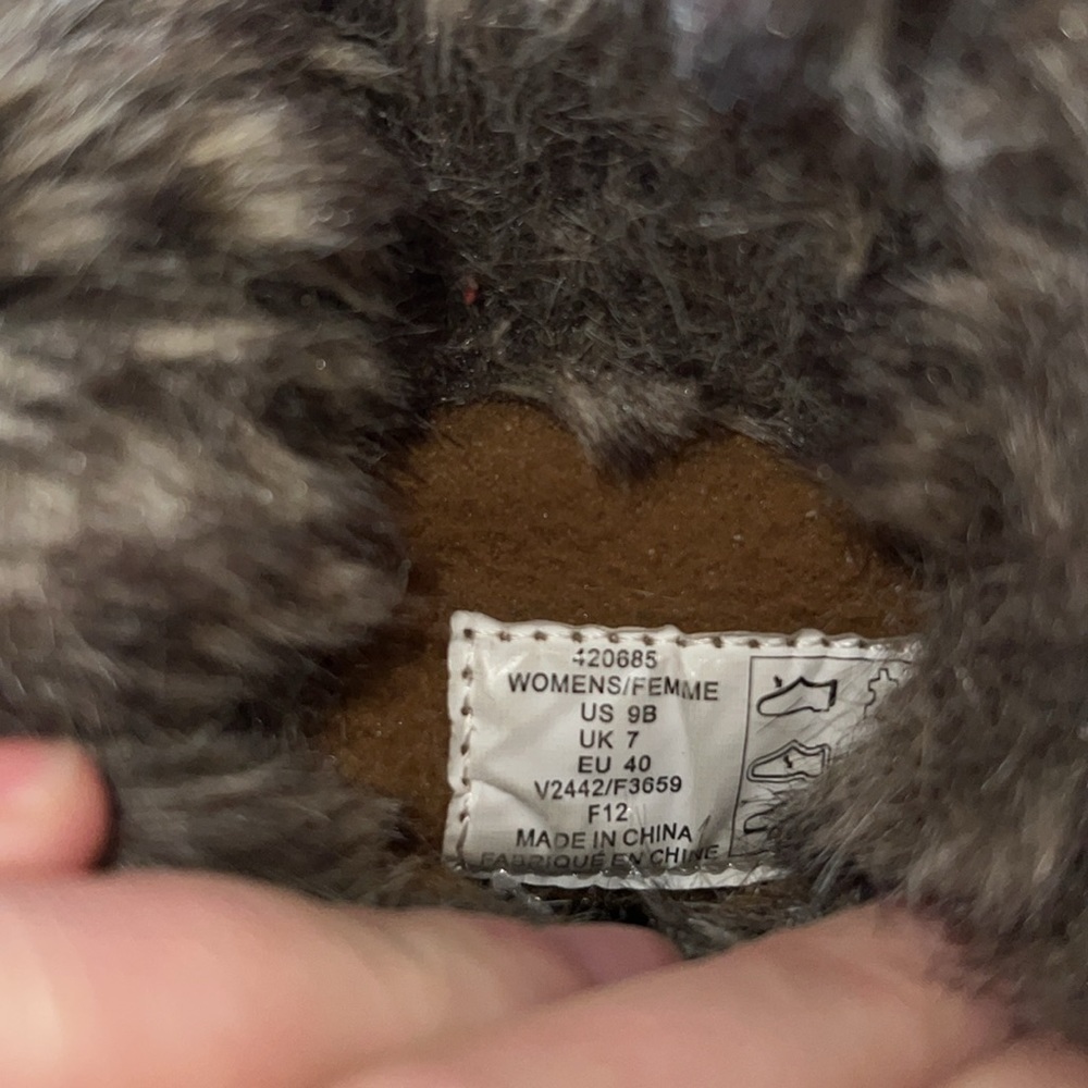 Lands End Leather Faux Fur Lined Brown Ankle Booties -Moccasins - Picture 7 of 7